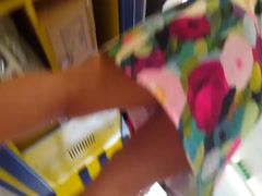 Upskirt Lidl Romania ( sub fusta )