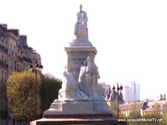 Cosmina se fute cu un francez