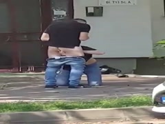 In iasi se suge pula pe strada